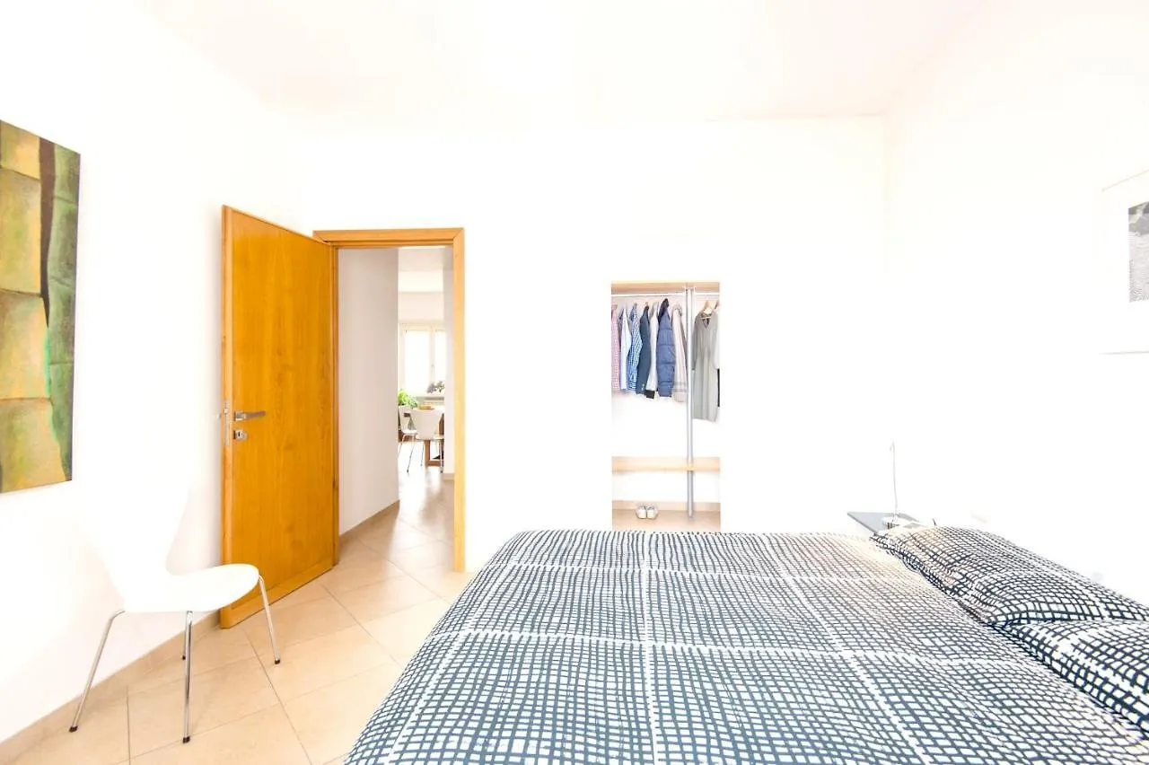 Apartment Via Enrico Cosenz Roma